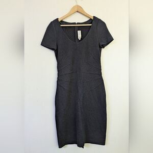 St. John Vintage Navy Blue Knit Short Sleeve Sheath V Neck Dress Size 6